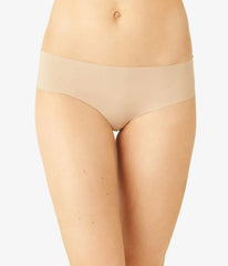 b.bare Cheeky: Au Natural
