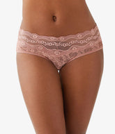 Lace Kiss Hipster: Burlwood