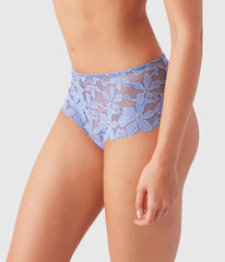 Feeling Famous Tanga: Country Blue/Bright White