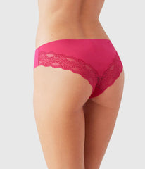 b.bare Cheeky: Cerise