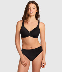 Retro Chic Underwire T-Shirt Bra: Black