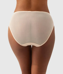 Embrace Lace® Hi-Cut: Sand/Ivory