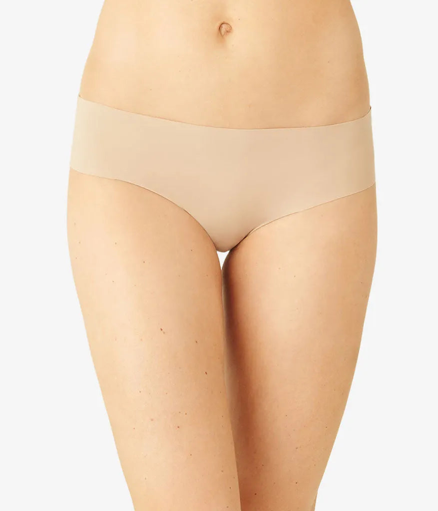 b.bare Cheeky: Au Natural