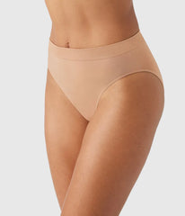 B-Smooth® Seamless Hi-Cut: Praline