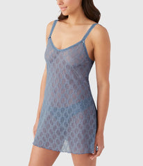 Lace Kiss Chemise: Infinity