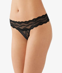Lace Kiss Thong: Night