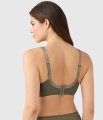 Retro Chic Full Figure Underwire Bra: Bungee Cord