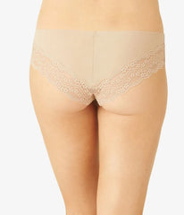 b.bare Cheeky: Au Natural